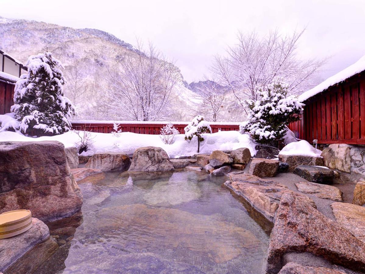 Resort Inn Chirorian Takayama (Gifu) Bagian luar foto