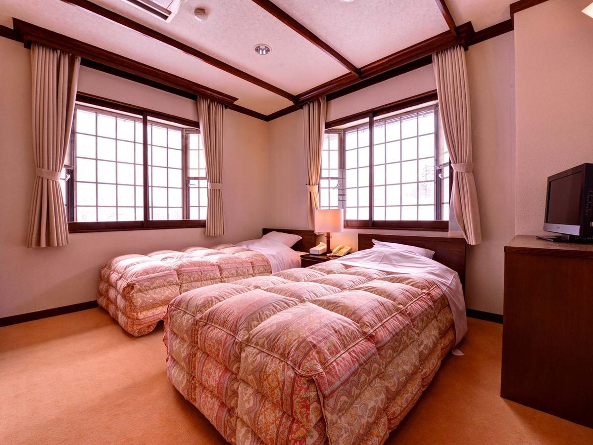 Resort Inn Chirorian Takayama (Gifu) Bagian luar foto