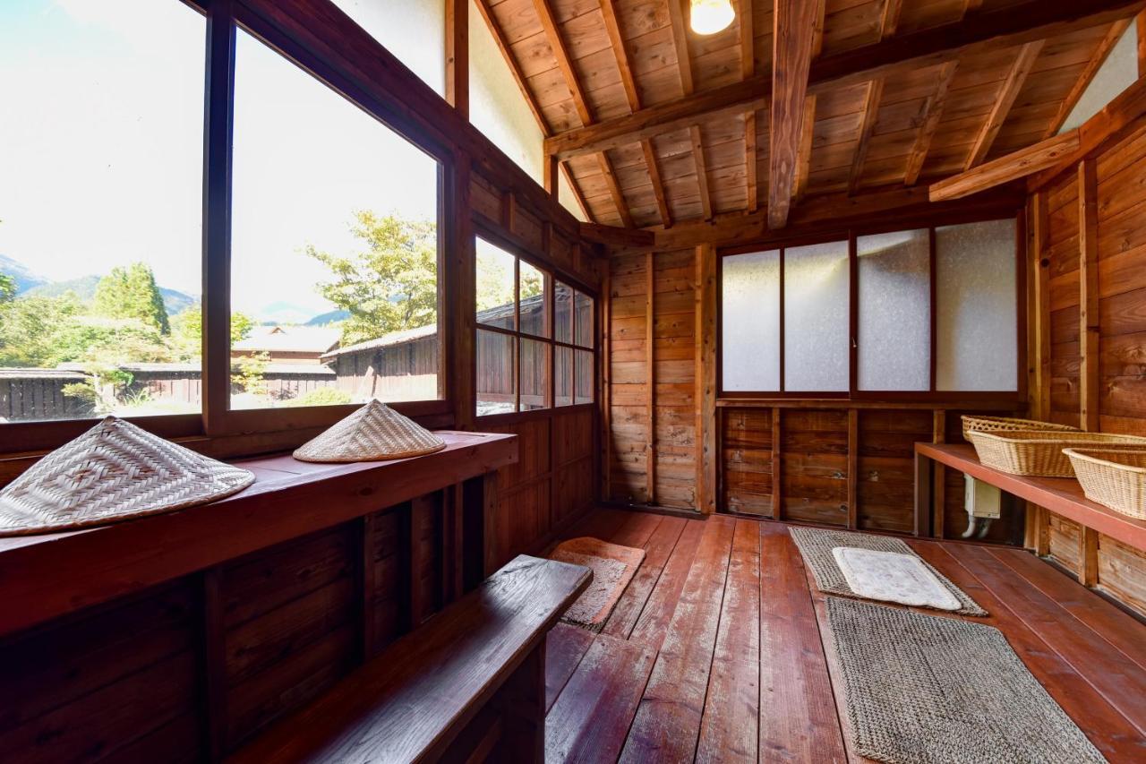 Resort Inn Chirorian Takayama (Gifu) Bagian luar foto