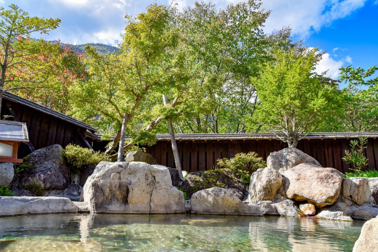 Resort Inn Chirorian Takayama (Gifu) Bagian luar foto