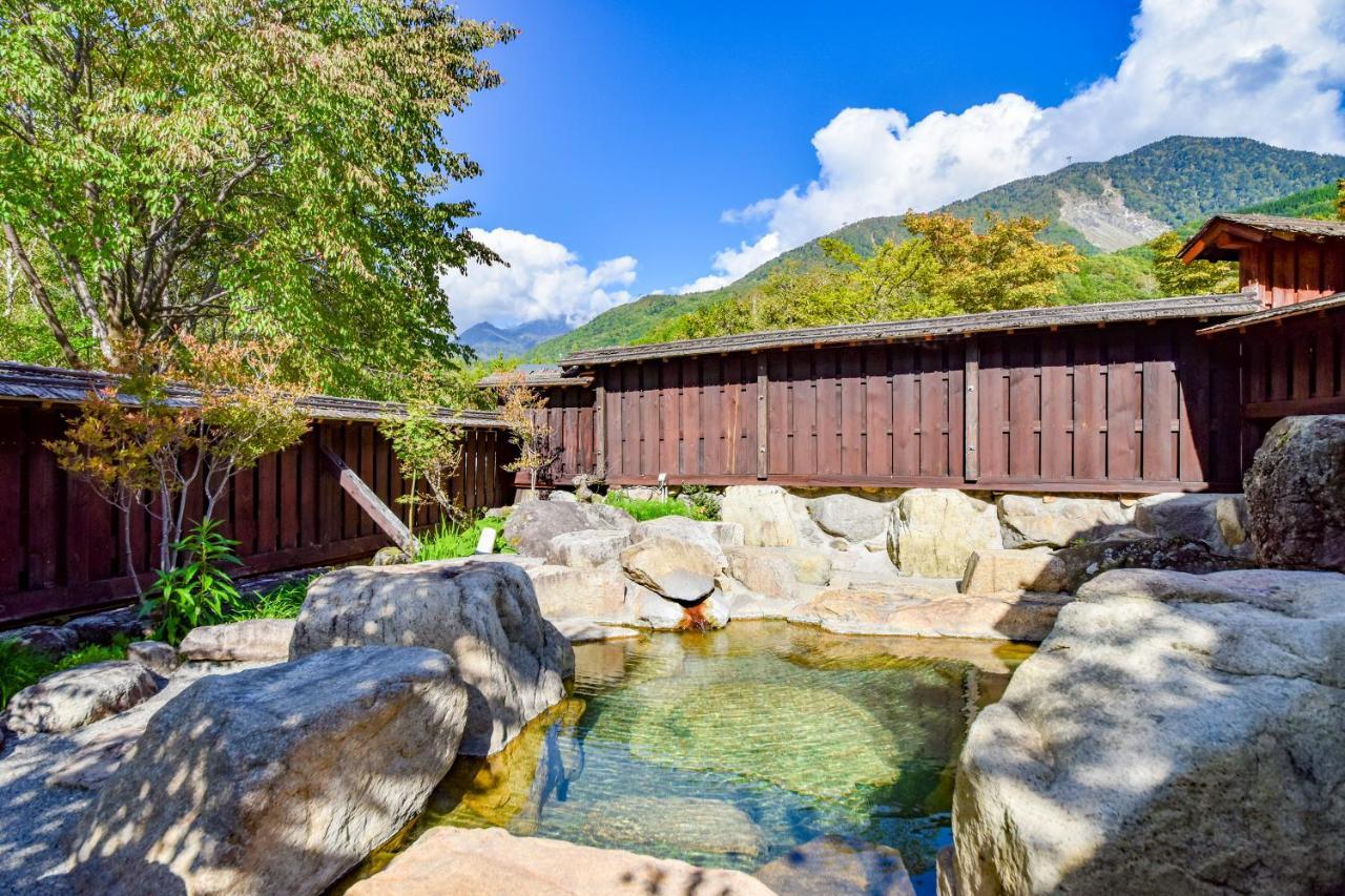 Resort Inn Chirorian Takayama (Gifu) Bagian luar foto
